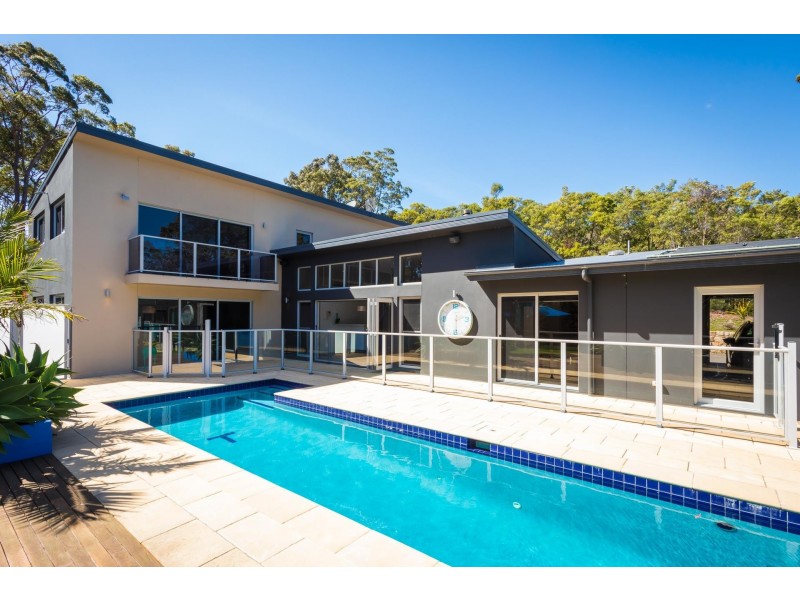 511 Sapphire Coast Drive, Tura Beach NSW 2548