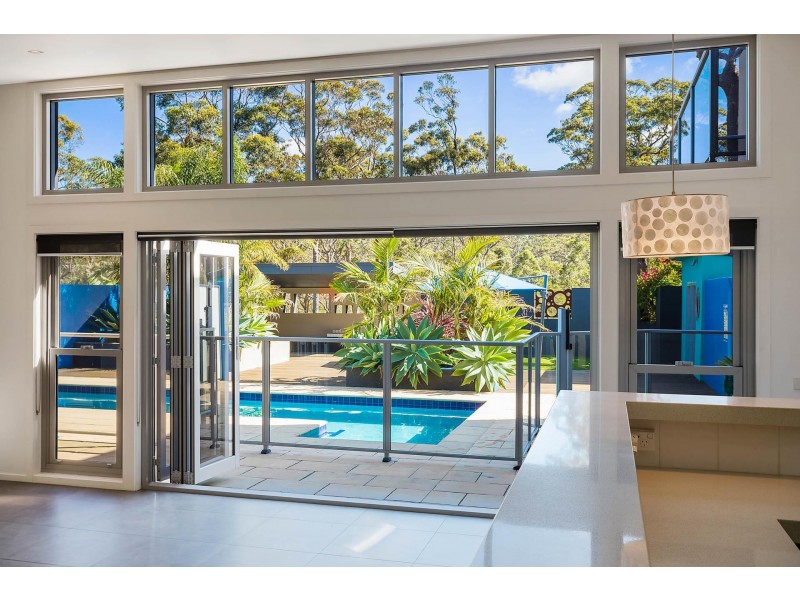 511 Sapphire Coast Drive, Tura Beach NSW 2548