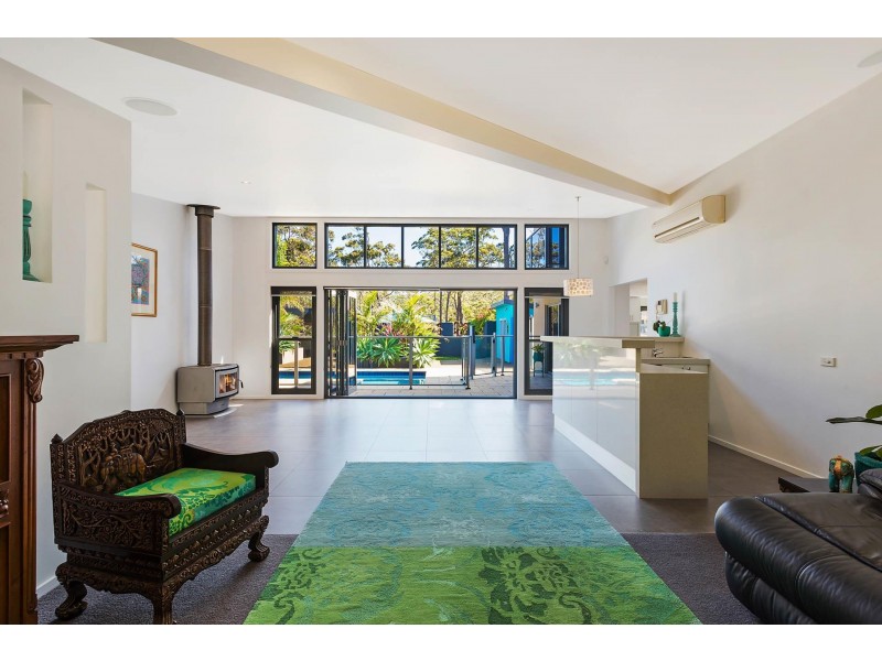 511 Sapphire Coast Drive, Tura Beach NSW 2548