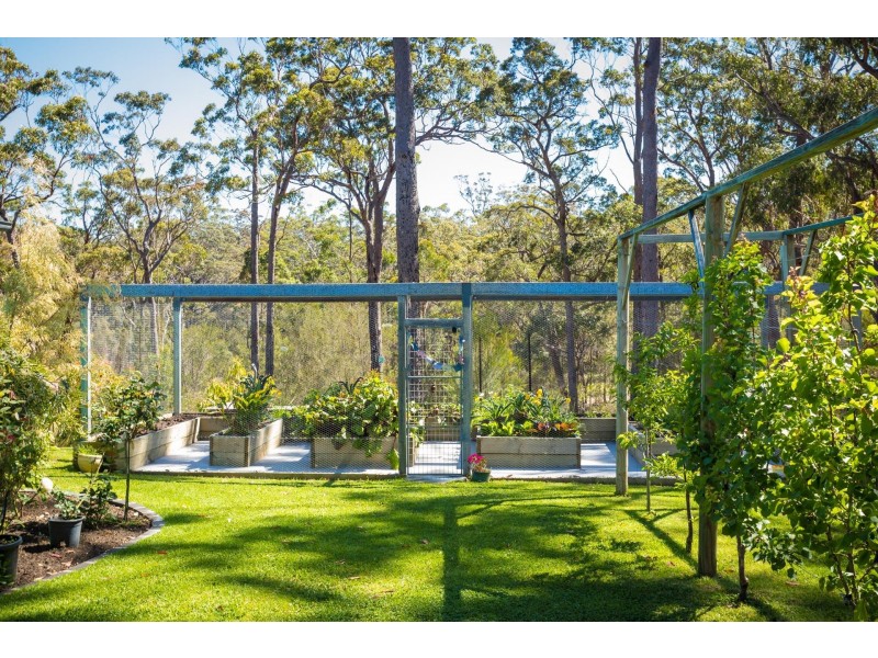 511 Sapphire Coast Drive, Tura Beach NSW 2548