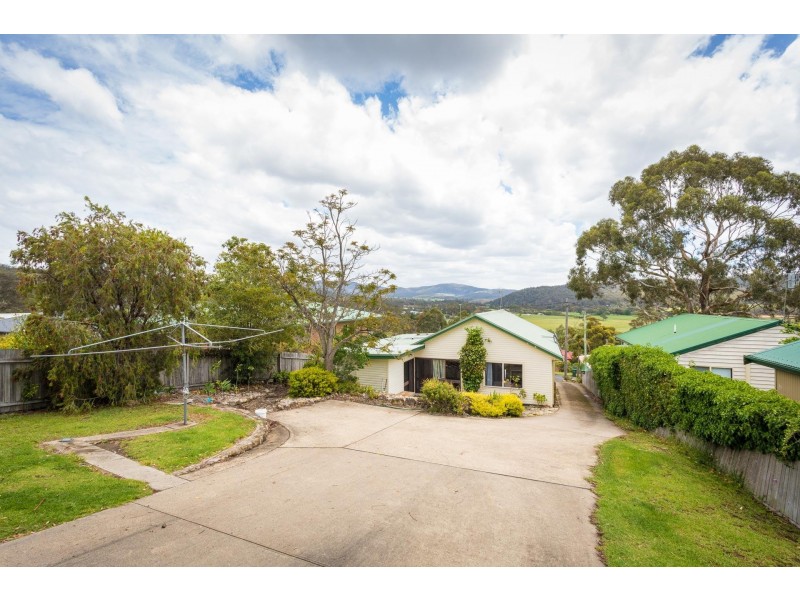10 King Street, South Pambula NSW 2549