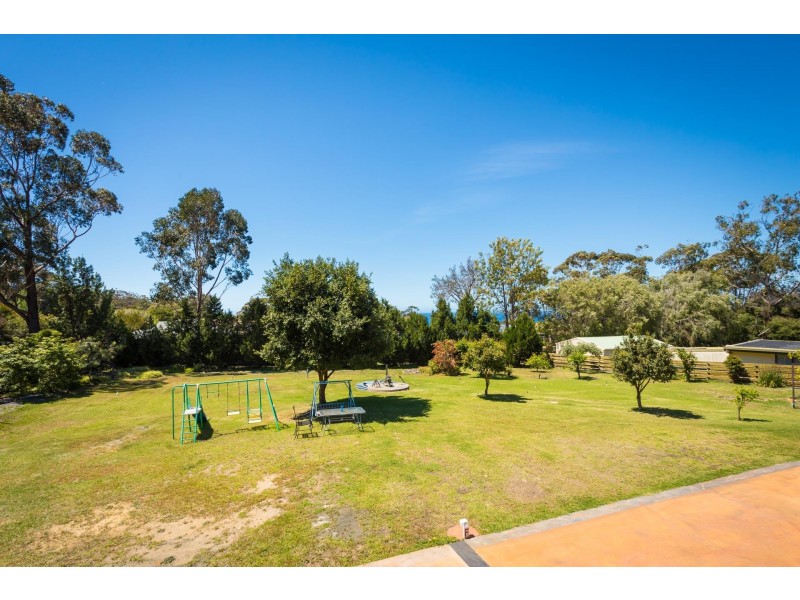 6 Tristania Court, Tura Beach NSW 2548