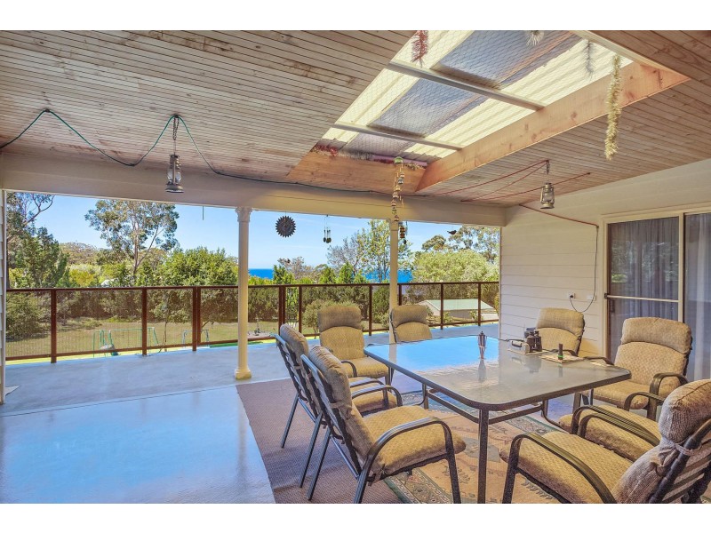 6 Tristania Court, Tura Beach NSW 2548