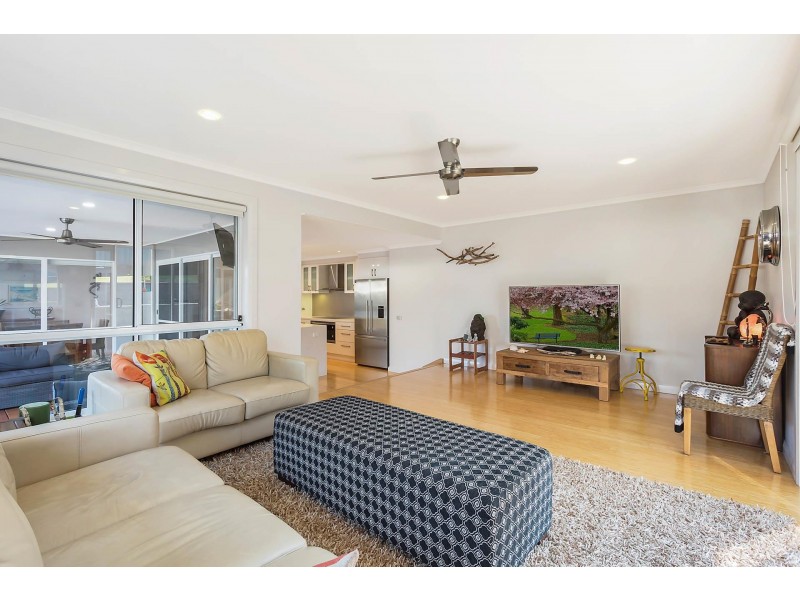 6 Mulloway Circuit, Merimbula NSW 2548