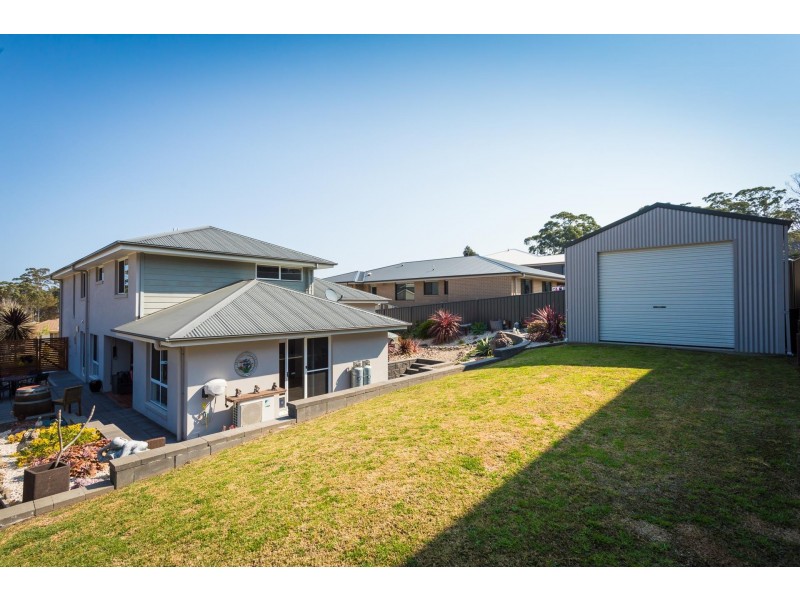 6 Mulloway Circuit, Merimbula NSW 2548