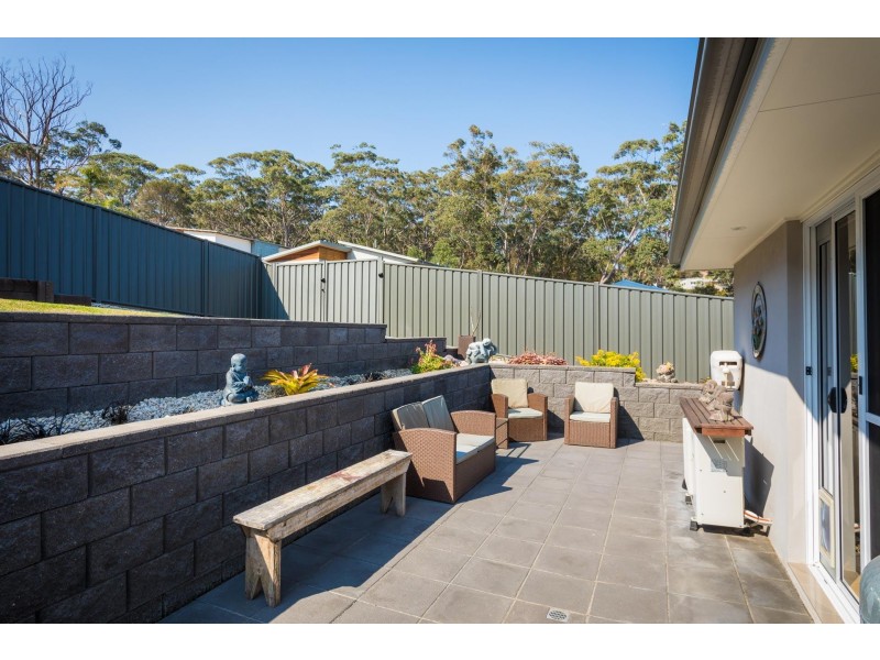 6 Mulloway Circuit, Merimbula NSW 2548