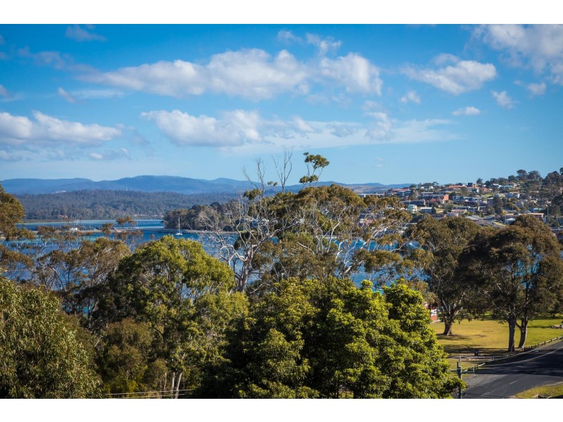 13a & 13b Main Street, Merimbula NSW 2548