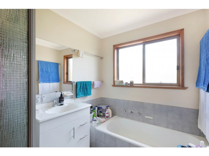 2/220 Pacific Way, Tura Beach NSW 2548