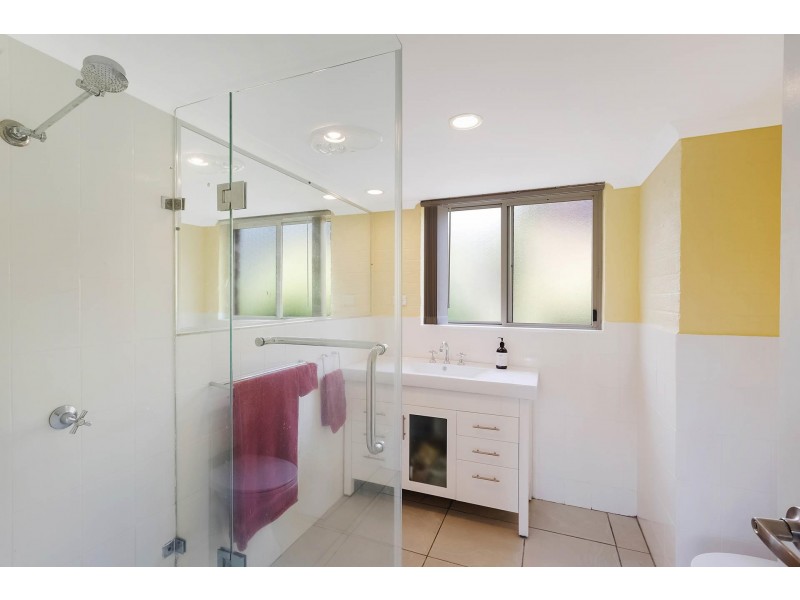 2/27 Ocean Drive, Merimbula NSW 2548