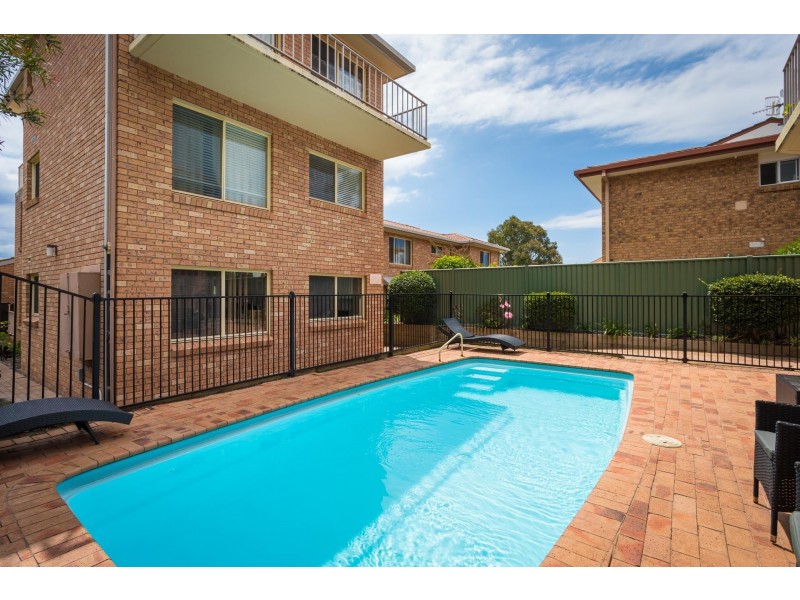 2/27 Ocean Drive, Merimbula NSW 2548