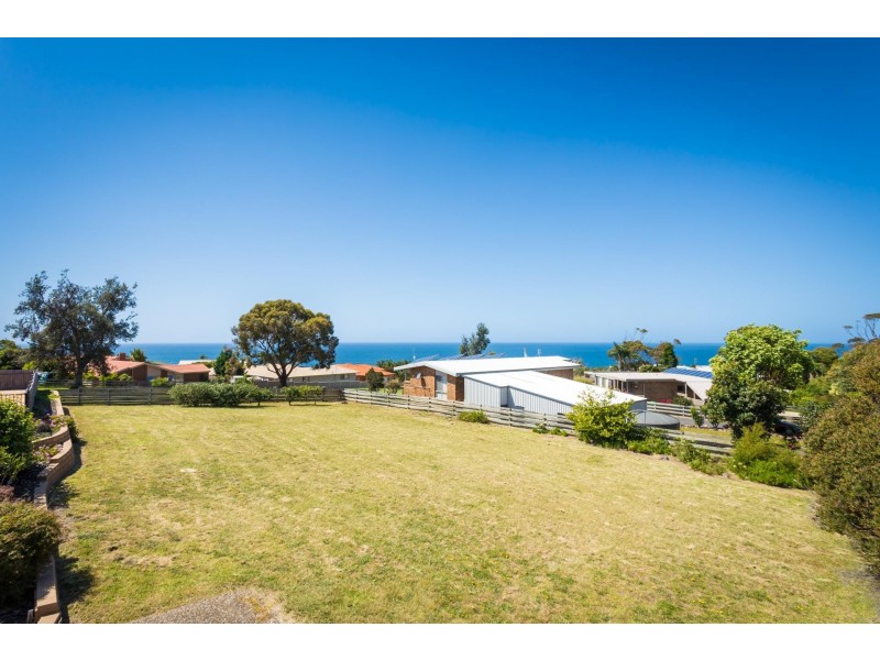73 Golf Circuit, Tura Beach NSW 2548