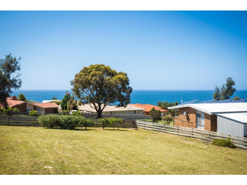 73 Golf Circuit, Tura Beach NSW 2548