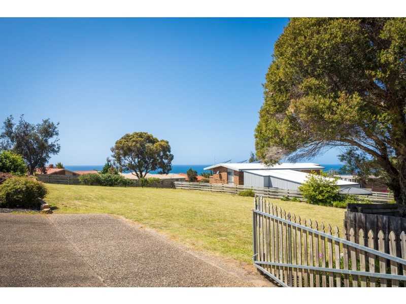 73 Golf Circuit, Tura Beach NSW 2548