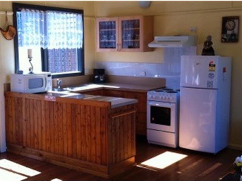 35A Lakeview Avenue, Merimbula NSW 2548