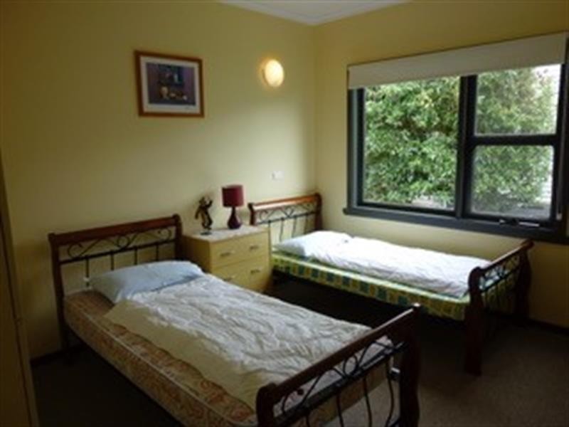 35A Lakeview Avenue, Merimbula NSW 2548