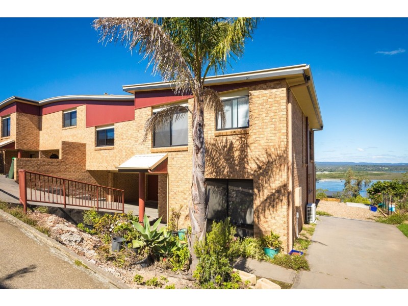 2/16 John  Close, Merimbula NSW 2548
