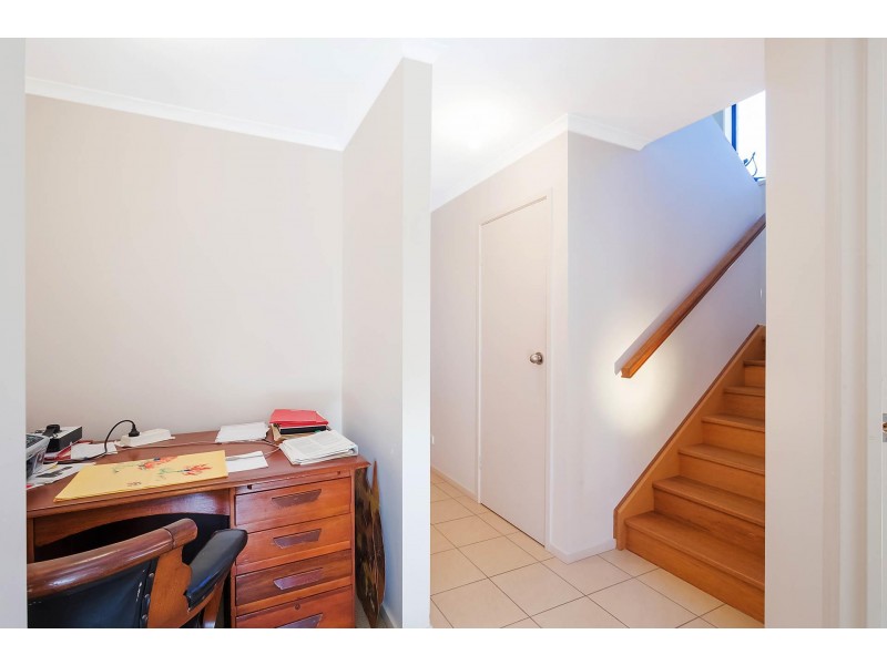 2/16 John  Close, Merimbula NSW 2548