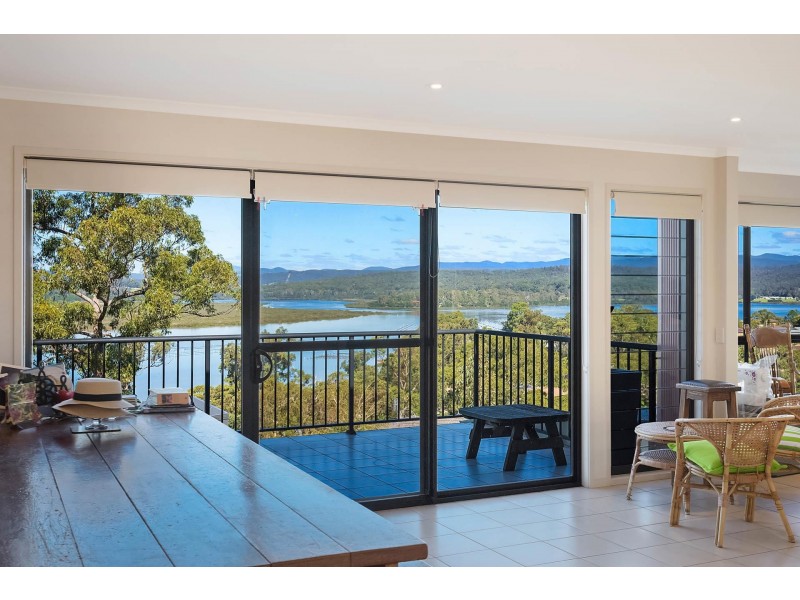 2/16 John  Close, Merimbula NSW 2548