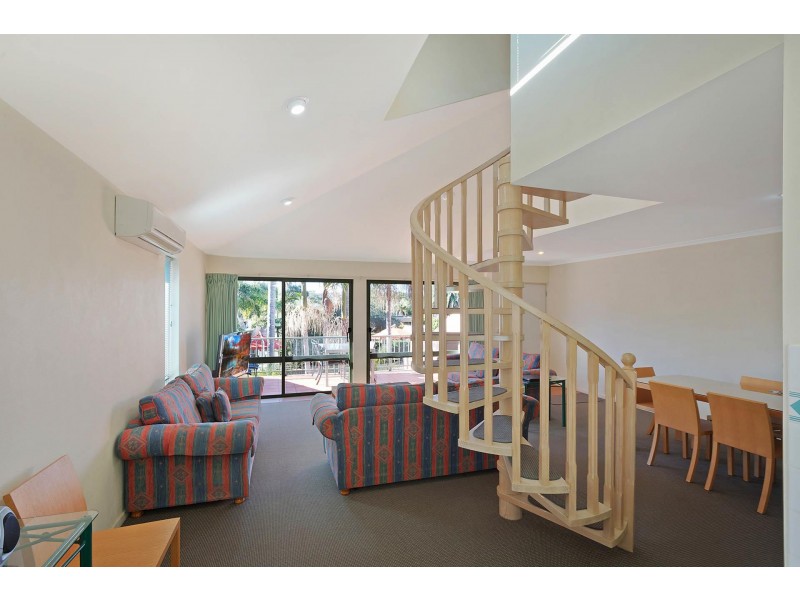 18/10-16 Marine Parade, Merimbula NSW 2548