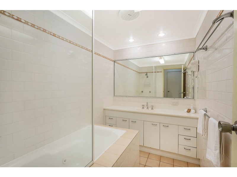 18/10-16 Marine Parade, Merimbula NSW 2548