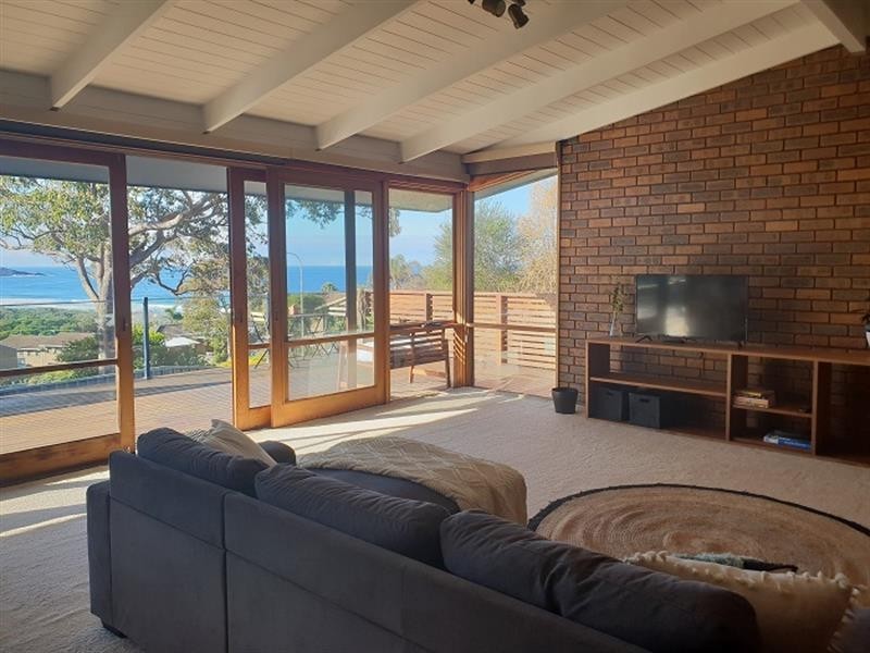 7 Seaview Place, Tura Beach NSW 2548