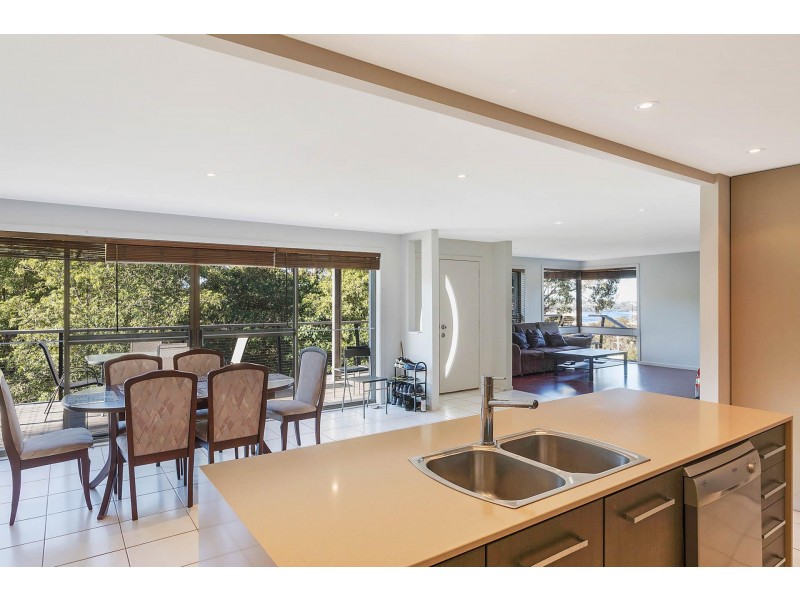 9 Sapphire Crescent, Merimbula NSW 2548