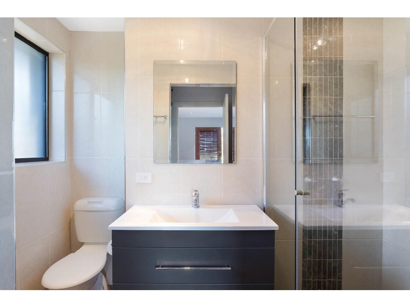 9 Sapphire Crescent, Merimbula NSW 2548