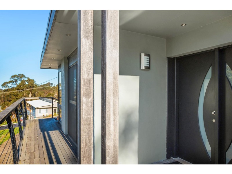 9 Sapphire Crescent, Merimbula NSW 2548