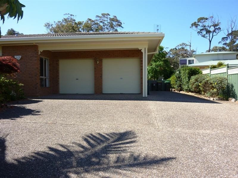 25 Pacific Way, Tura Beach NSW 2548