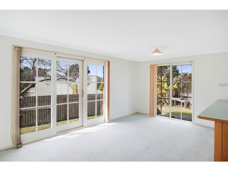 2/30 Kowara Crescent, Merimbula NSW 2548