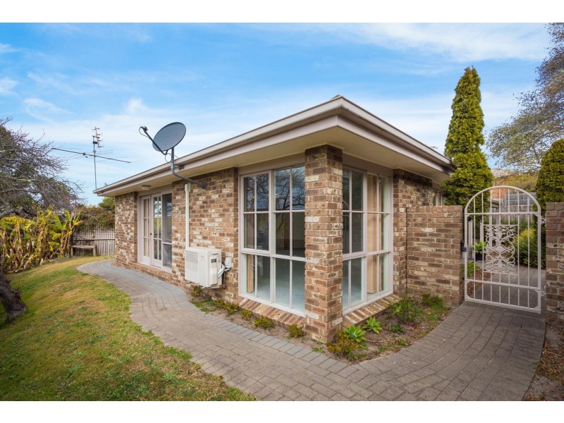 2/30 Kowara Crescent, Merimbula NSW 2548