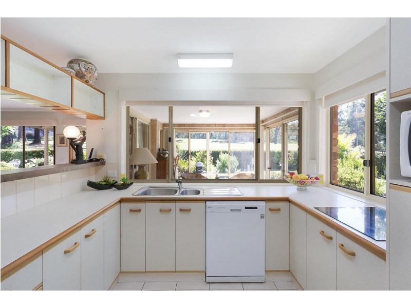 27 Pacific Way, Tura Beach NSW 2548