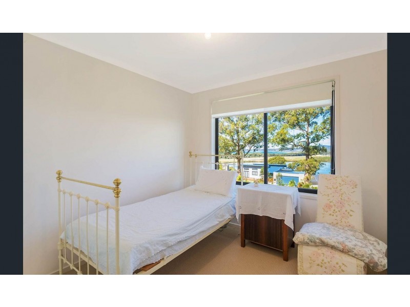 2/16 John Close, Merimbula NSW 2548