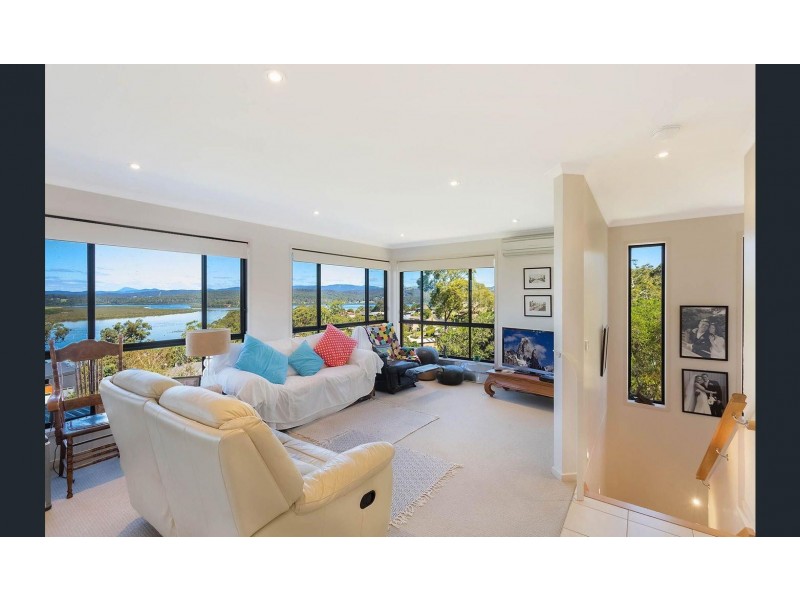 2/16 John Close, Merimbula NSW 2548
