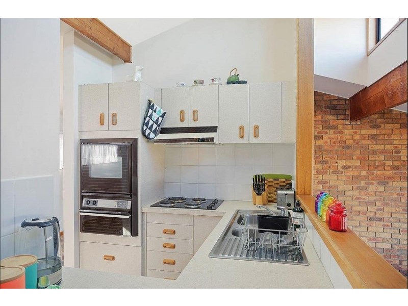 2/9 Cameron Street, Merimbula NSW 2548