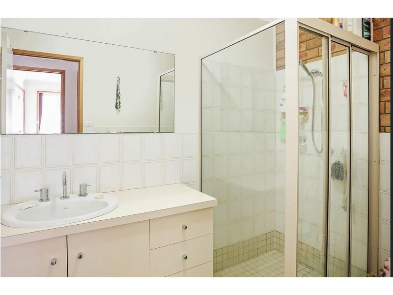 2/9 Cameron Street, Merimbula NSW 2548