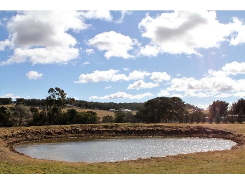 60 Maclura Drive, Marulan NSW 2579