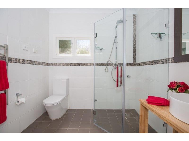 8 Barnett Avenue, Bundanoon NSW 2578