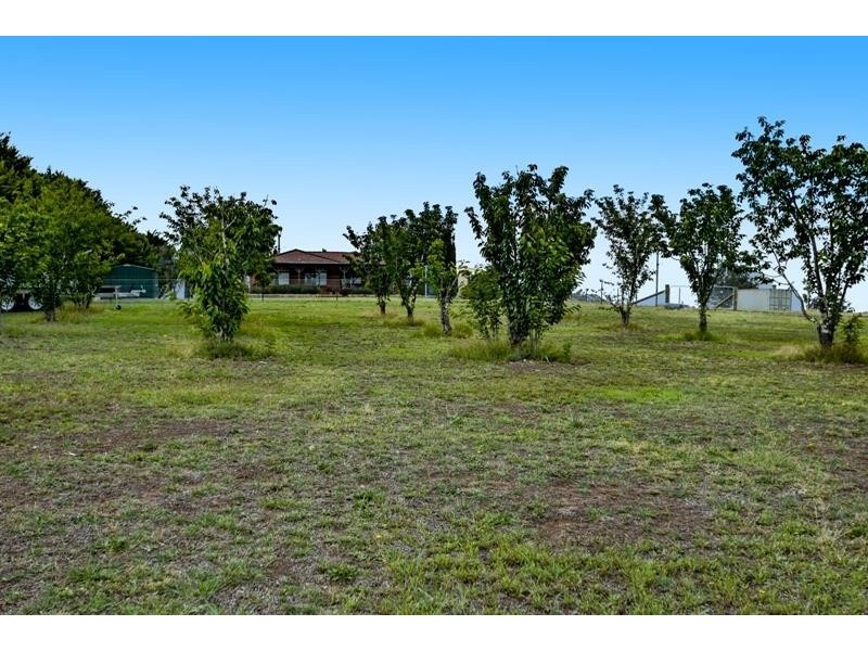 76 Maclura Dr, Marulan NSW 2579