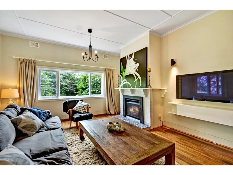 16 Ferndale Rd, Bundanoon NSW 2578