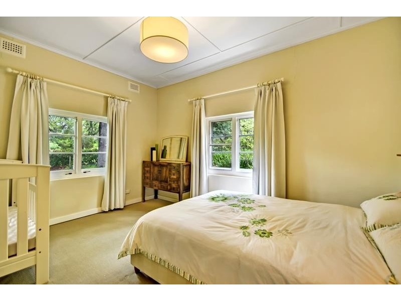 16 Ferndale Rd, Bundanoon NSW 2578