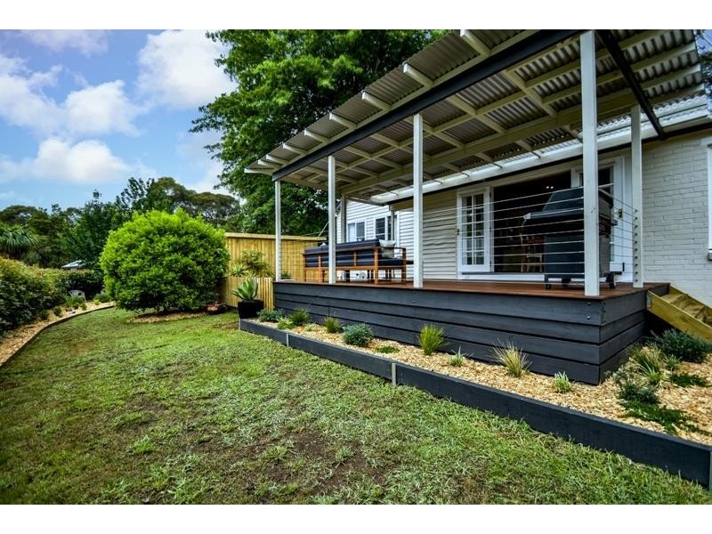 16 Ferndale Rd, Bundanoon NSW 2578