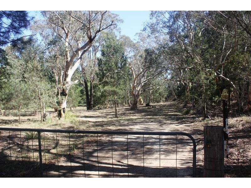 1-11 Caoura Rd, Tallong NSW 2579