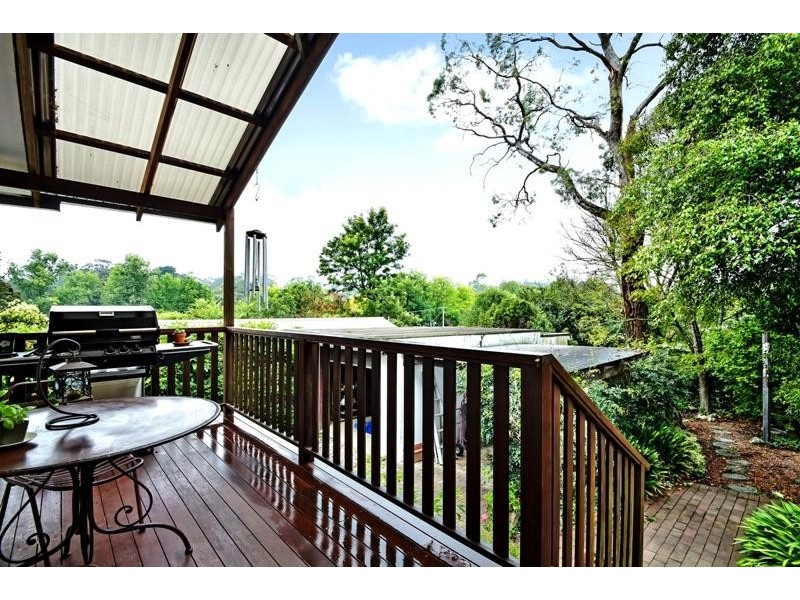 19 Hill Street, Bundanoon NSW 2578