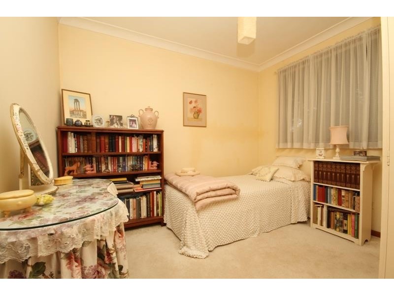 8 Hill St, Bundanoon NSW 2578