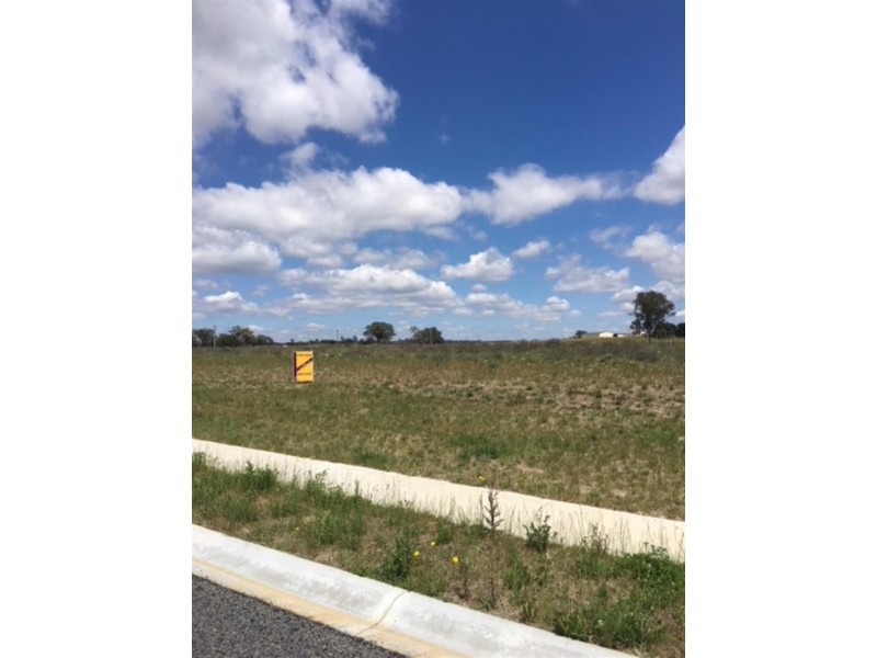 15 Morris Place, Marulan NSW 2579