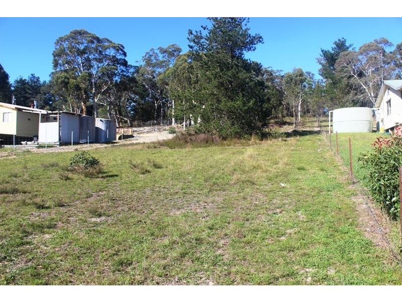 18 Huon Street, Tallong NSW 2579