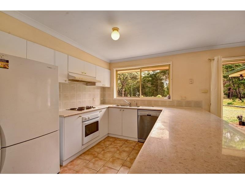 14 Garbutts Road, Wingello NSW 2579