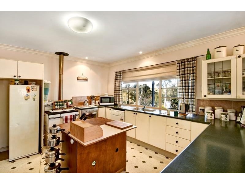 4 Railway Parade, Tallong NSW 2579