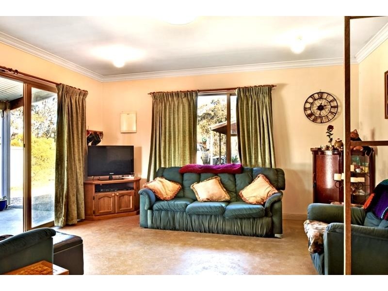 4 Railway Parade, Tallong NSW 2579